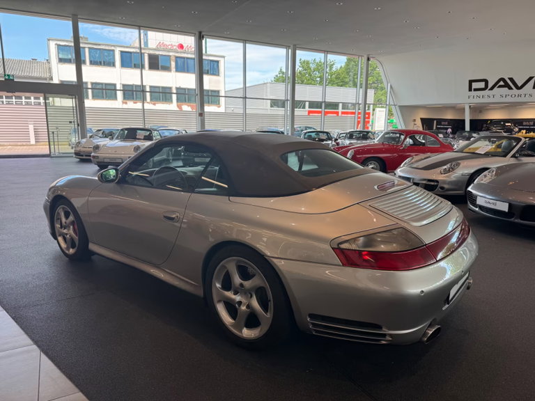 Porsche 996.2 Carrera 4S