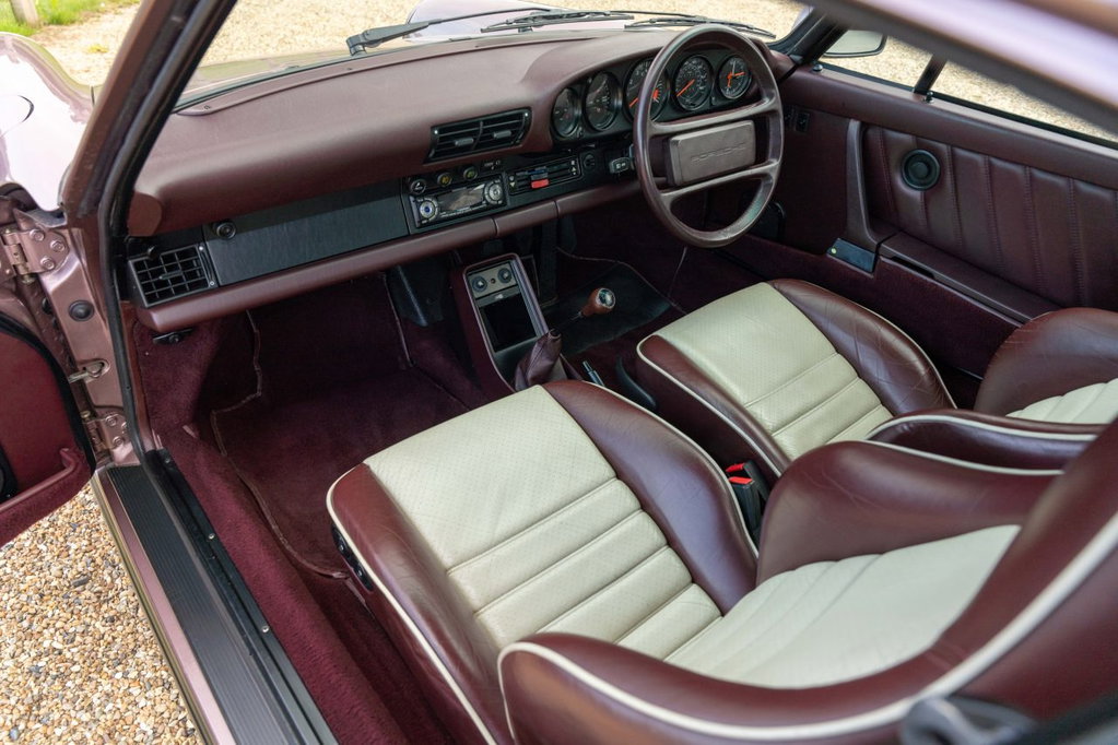 Porsche 911 Carrera 3.2