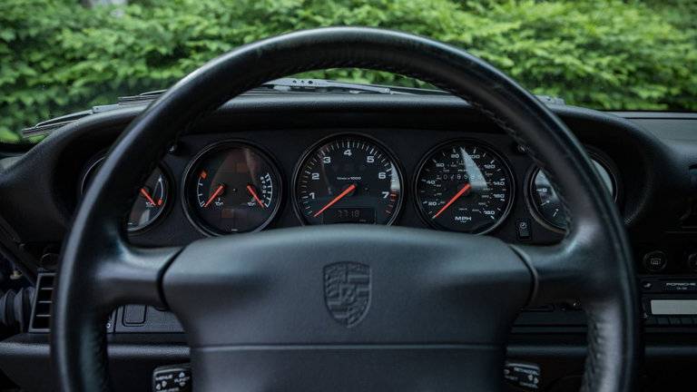 Porsche 993 Carrera 4S
