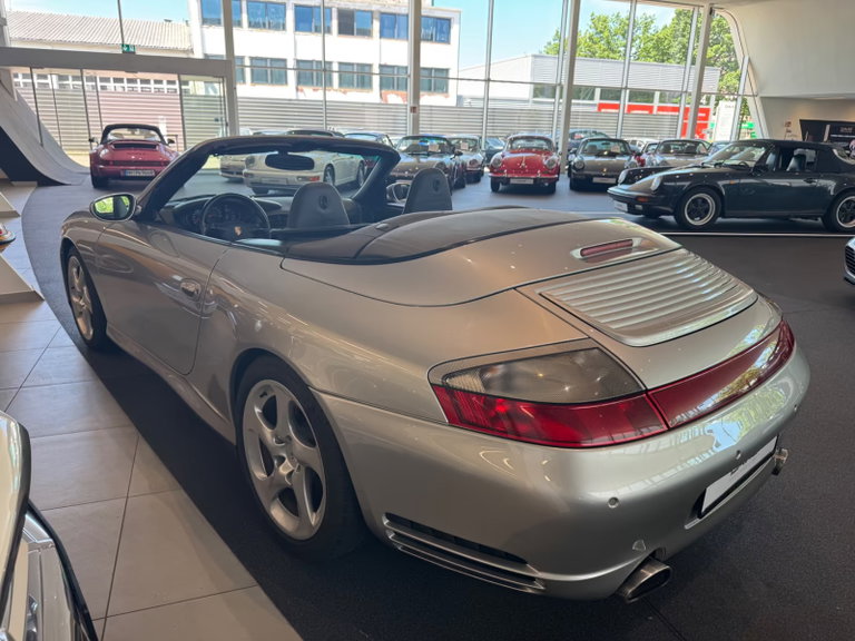 Porsche 996.2 Carrera 4S