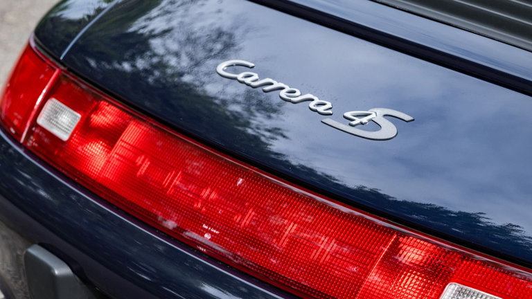 Porsche 993 Carrera 4S
