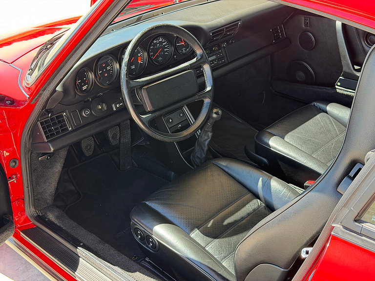 Porsche 911 Carrera 3.2