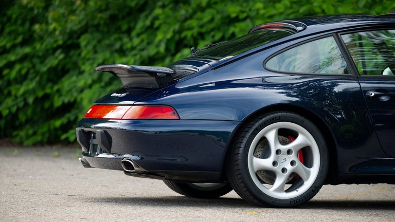 Porsche 993 Carrera 4S