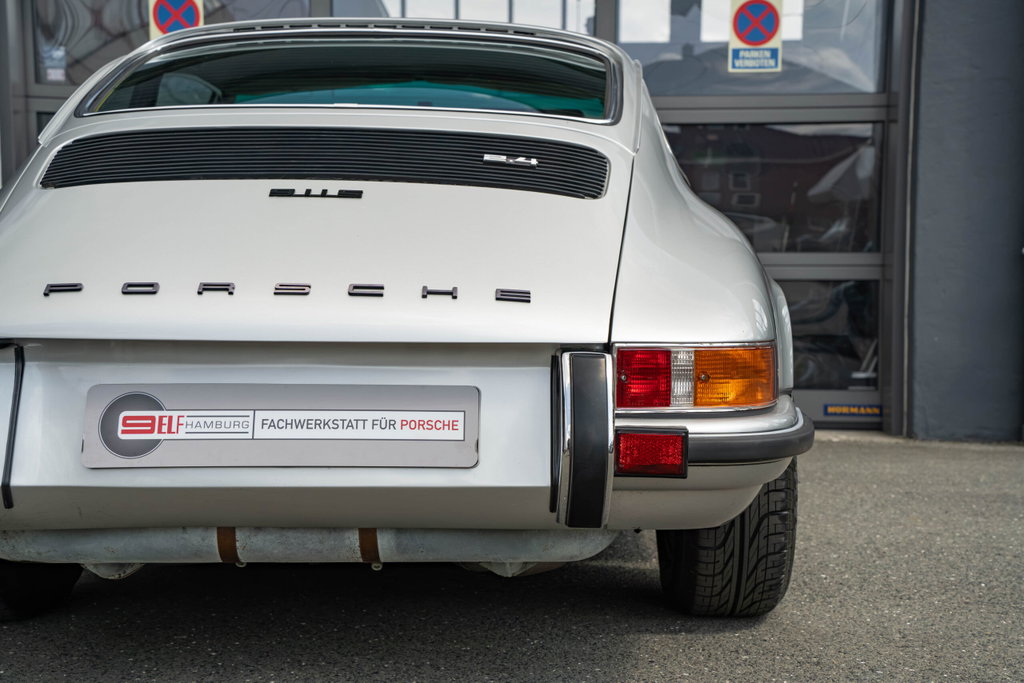 Porsche 911 S (F-Modell)