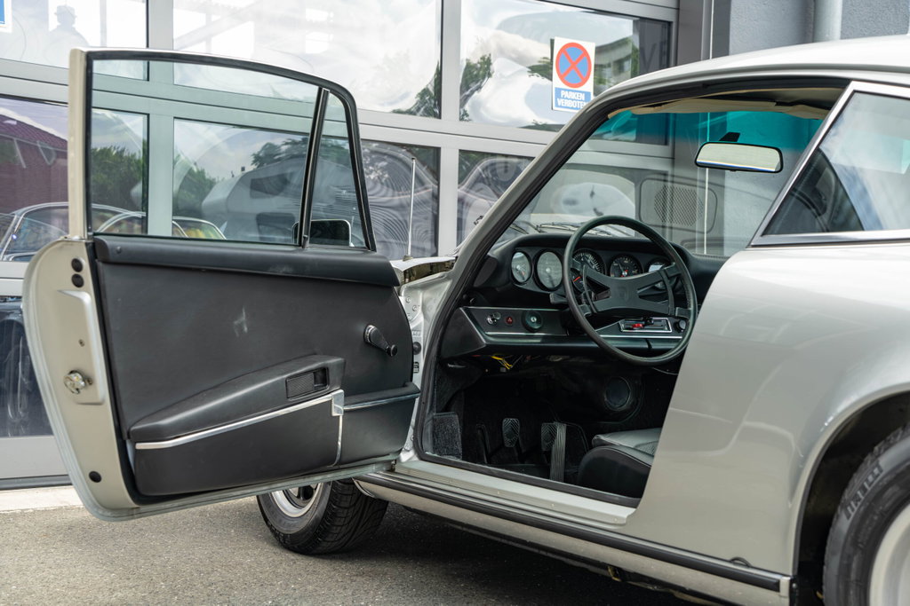 Porsche 911 S (F-Modell)