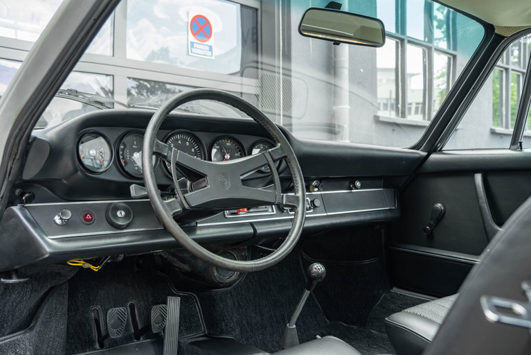Porsche 911 S (F-Modell)
