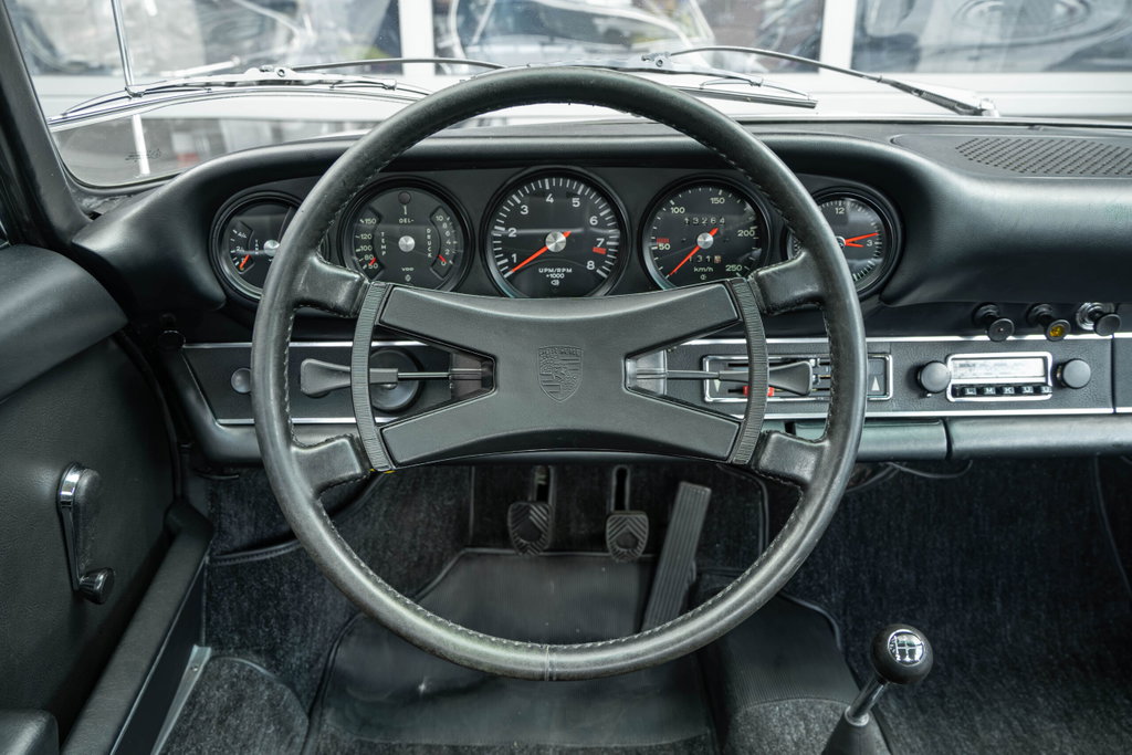 Porsche 911 S (F-Modell)