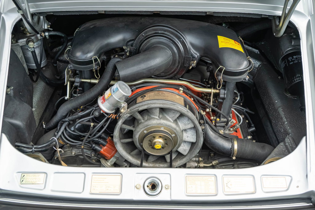 Porsche 911 S (F-Modell)