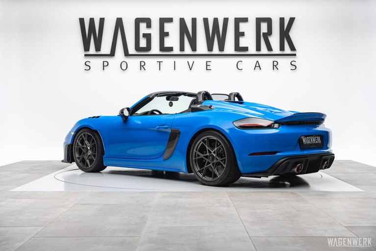 Porsche 718 Spyder RS