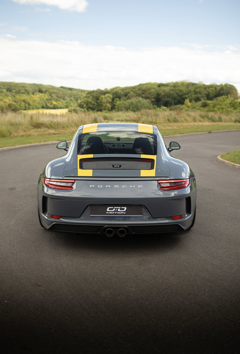 Porsche 991.2 GT3 Touring