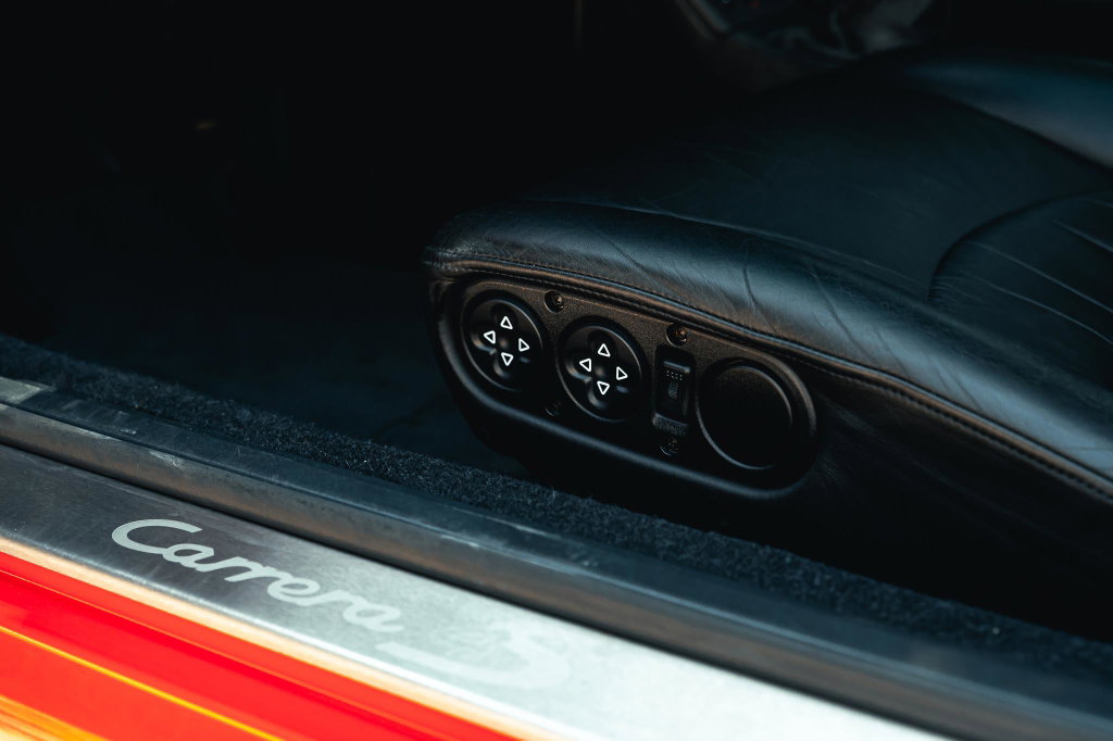 Porsche 993 Carrera 4S