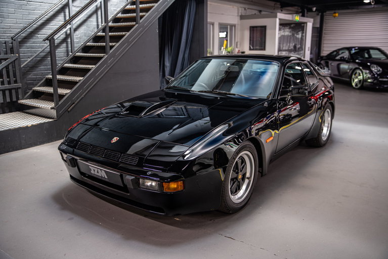 Porsche 924 Carrera GT