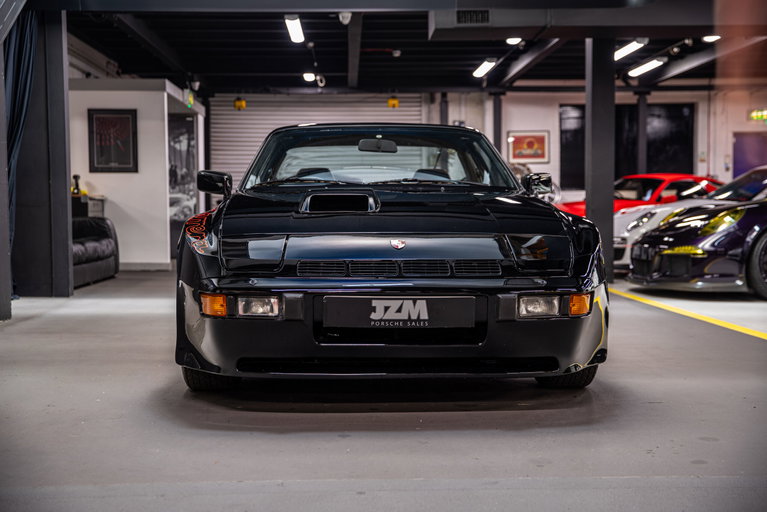Porsche 924 Carrera GT