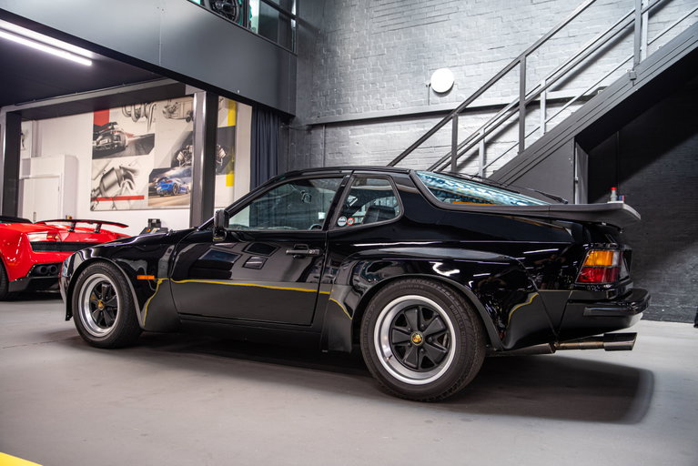 Porsche 924 Carrera GT