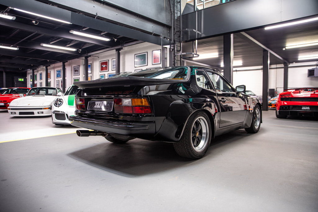 Porsche 924 Carrera GT