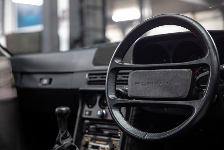 Porsche 924 Carrera GT
