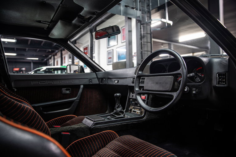Porsche 924 Carrera GT