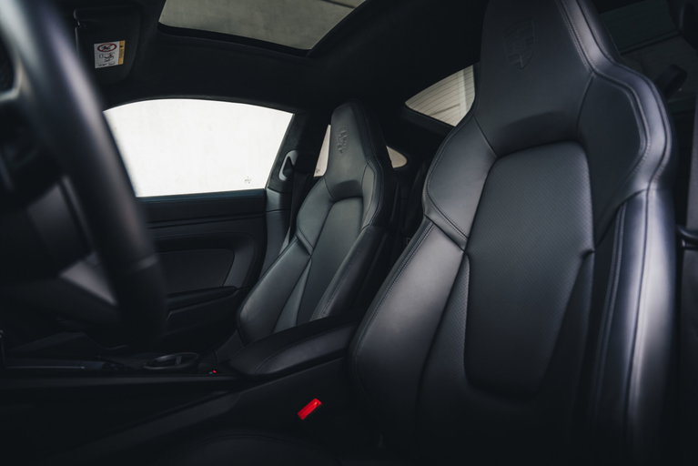 Porsche 992.2 Carrera GTS