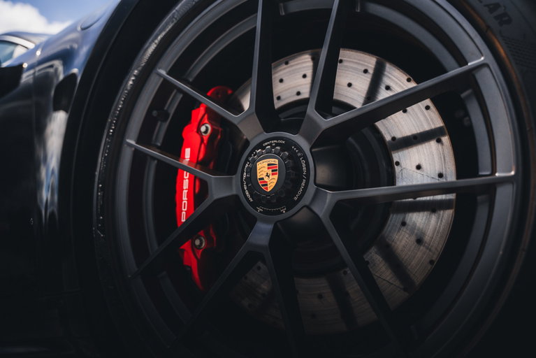 Porsche 992.2 Carrera GTS