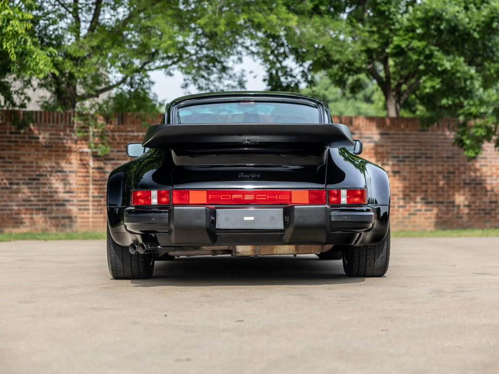 Porsche 911 Turbo Flachbau