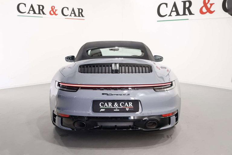 Porsche 992 Carrera 4S