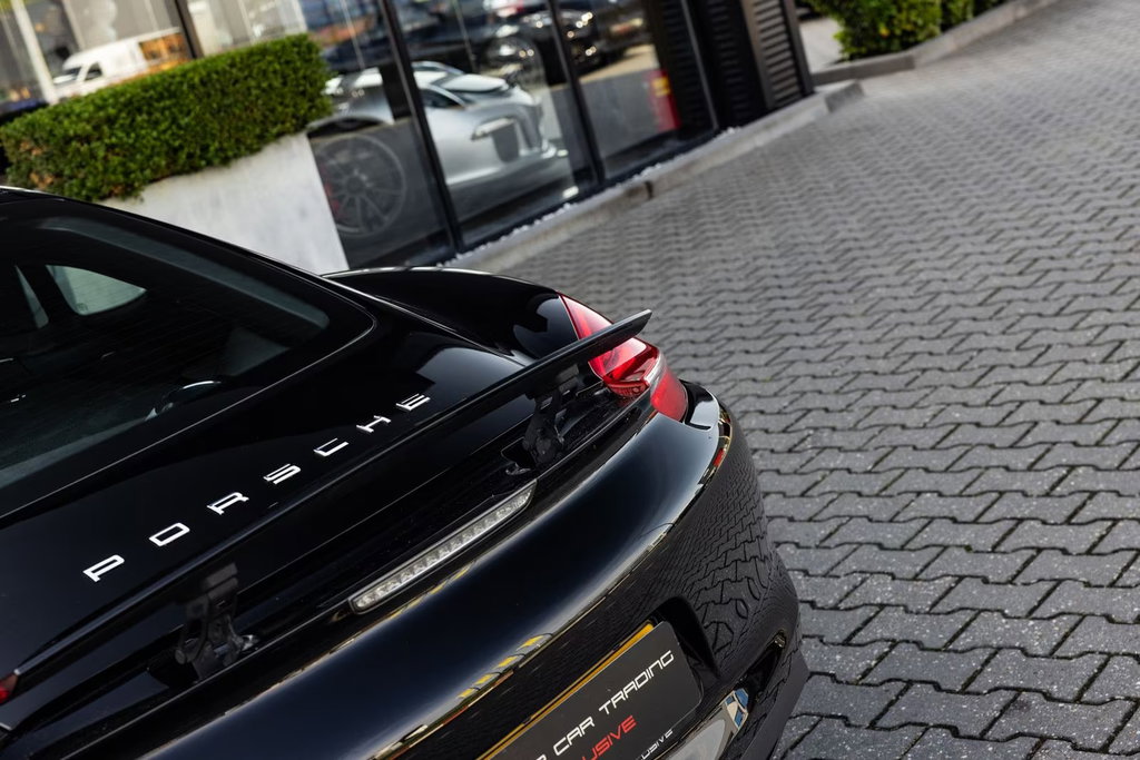 Porsche 981 Cayman