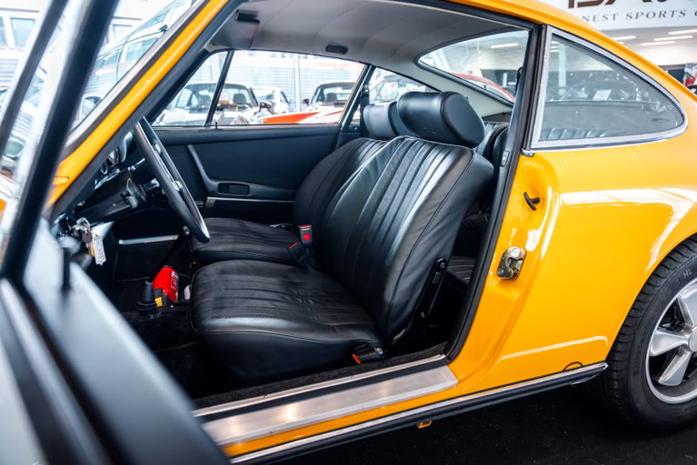 Porsche 911 S (F-Modell)