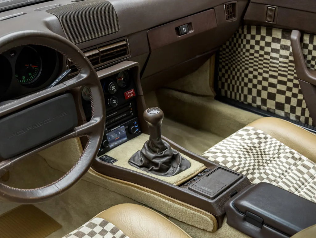 Porsche 924 Turbo