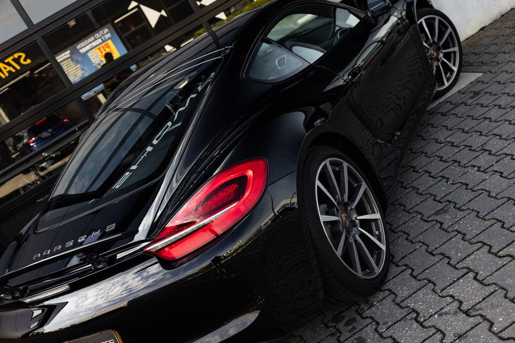 Porsche 981 Cayman