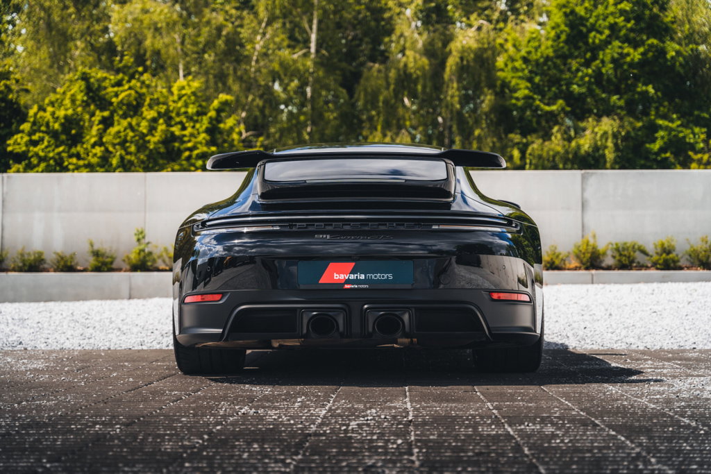 Porsche 992.2 Carrera GTS