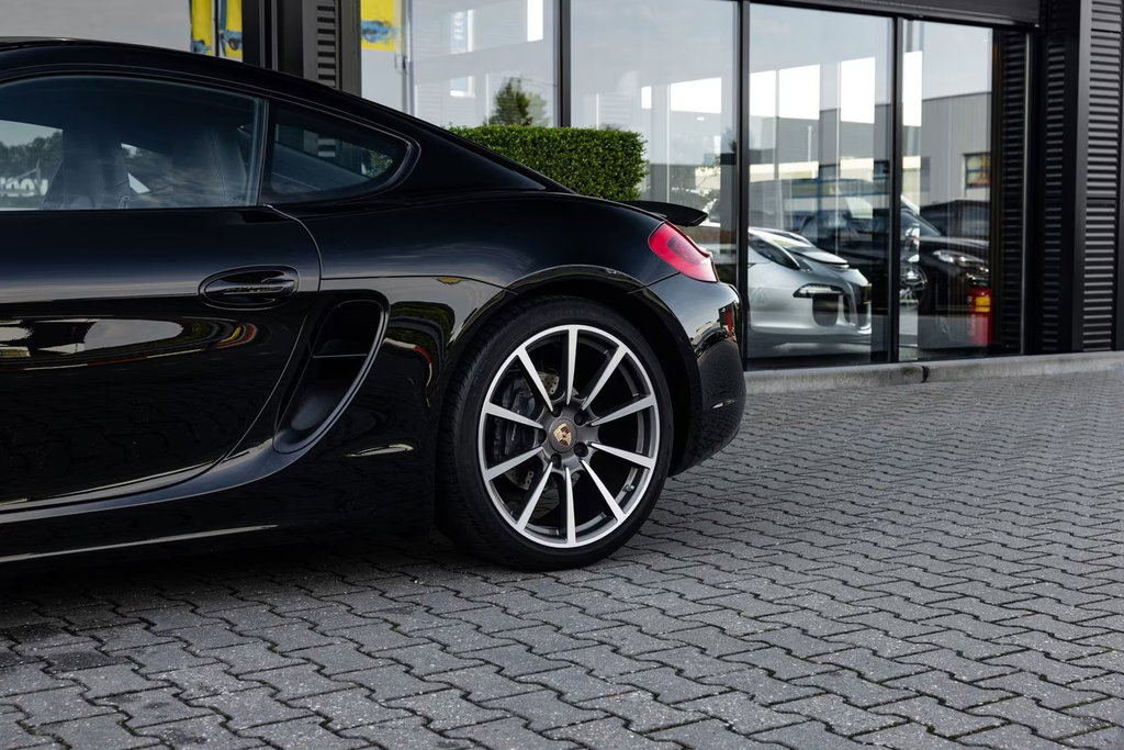 Porsche 981 Cayman