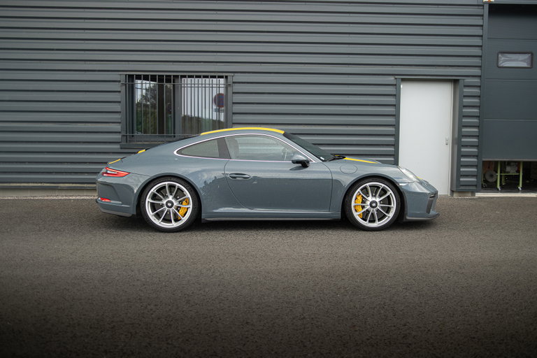 Porsche 991.2 GT3 Touring