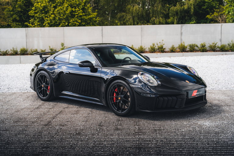 Porsche 992.2 Carrera GTS
