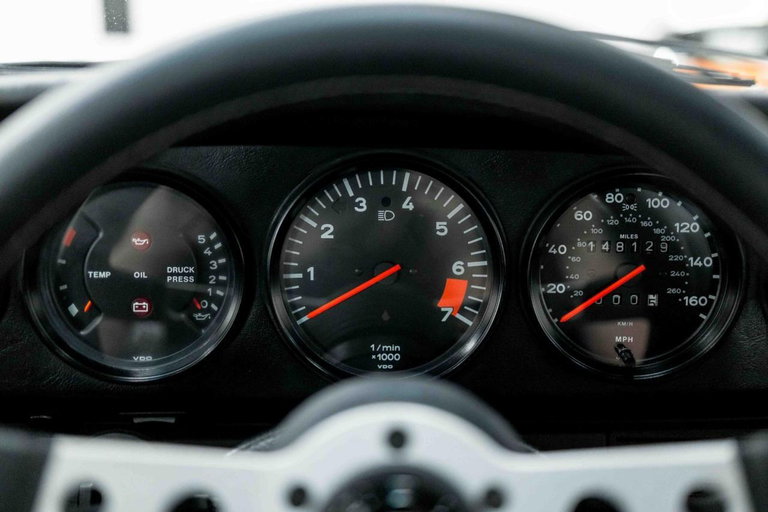 Porsche 911 Carrera 3.2 (US)