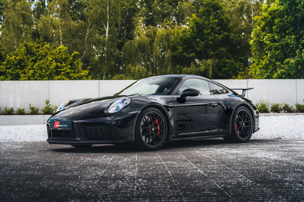 Porsche 992.2 Carrera GTS