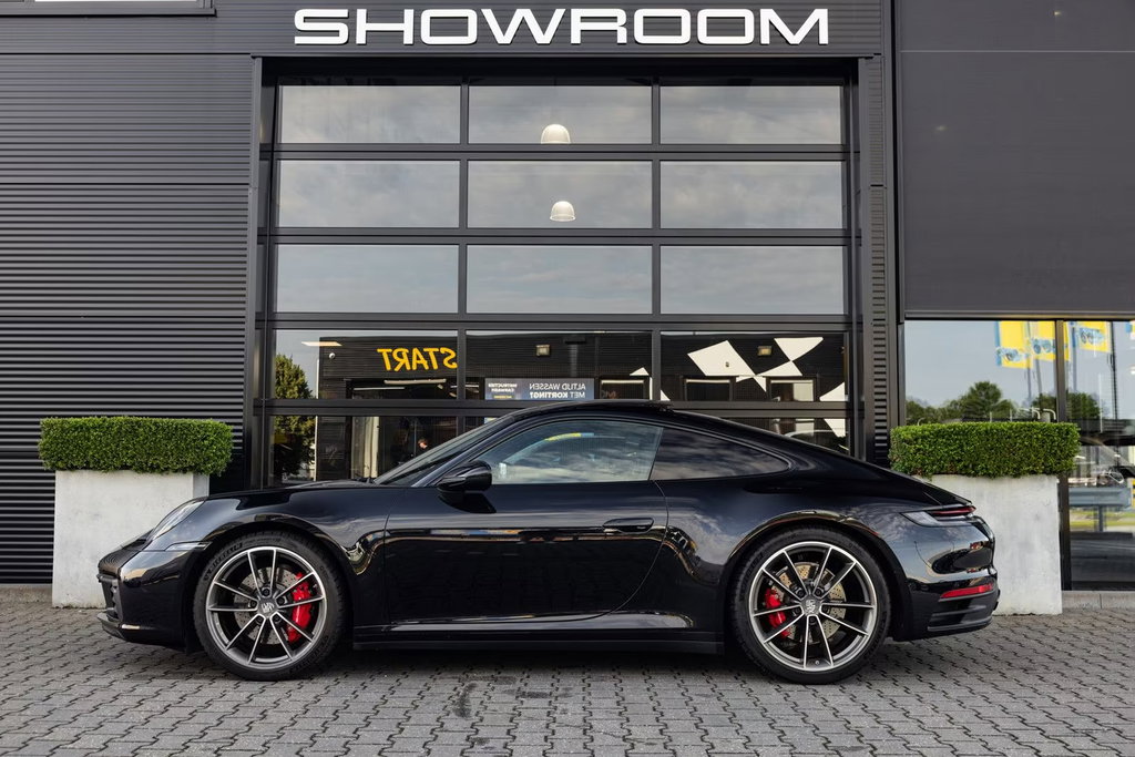 Porsche 992 Carrera 4S