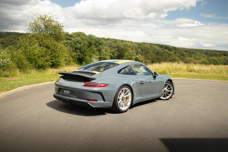 Porsche 991.2 GT3 Touring