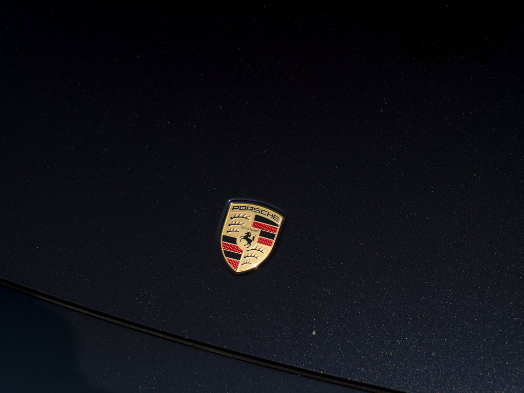 Porsche 992 Carrera