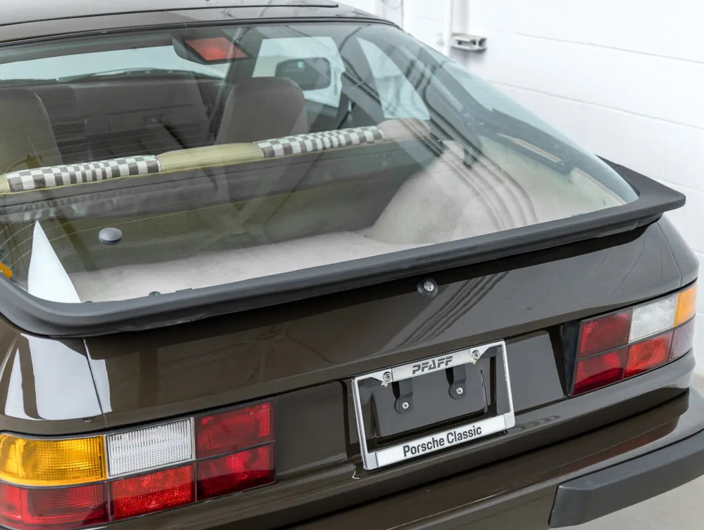 Porsche 924 Turbo