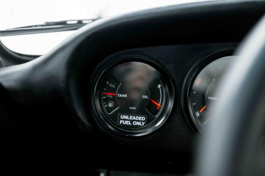 Porsche 911 Carrera 3.2 (US)