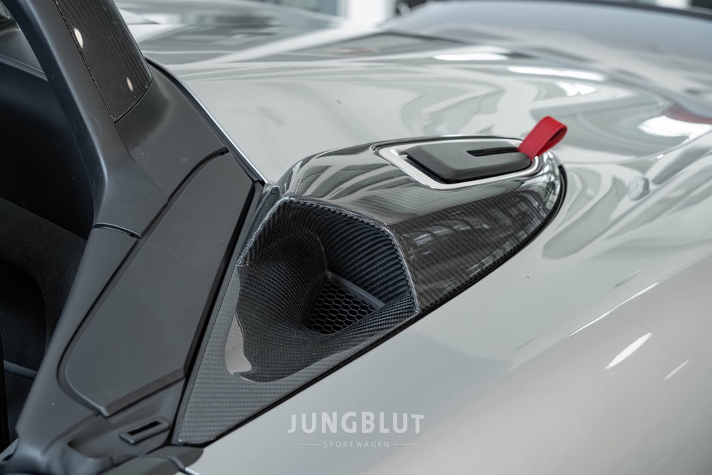 Porsche 718 Spyder RS