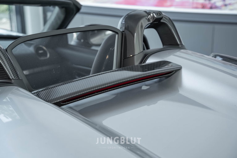 Porsche 718 Spyder RS