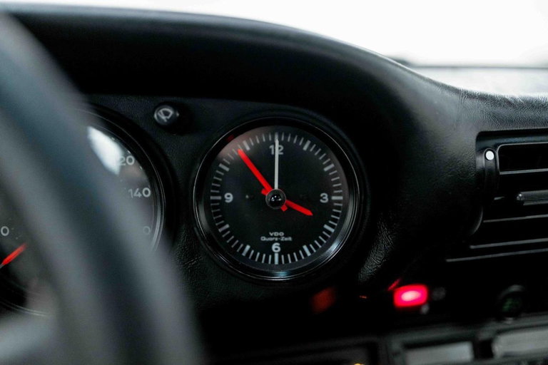 Porsche 911 Carrera 3.2 (US)
