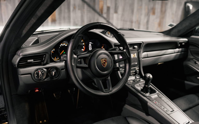 Porsche 991.2 GT3 Touring