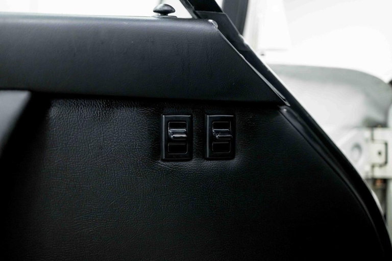 Porsche 911 Carrera 3.2 (US)