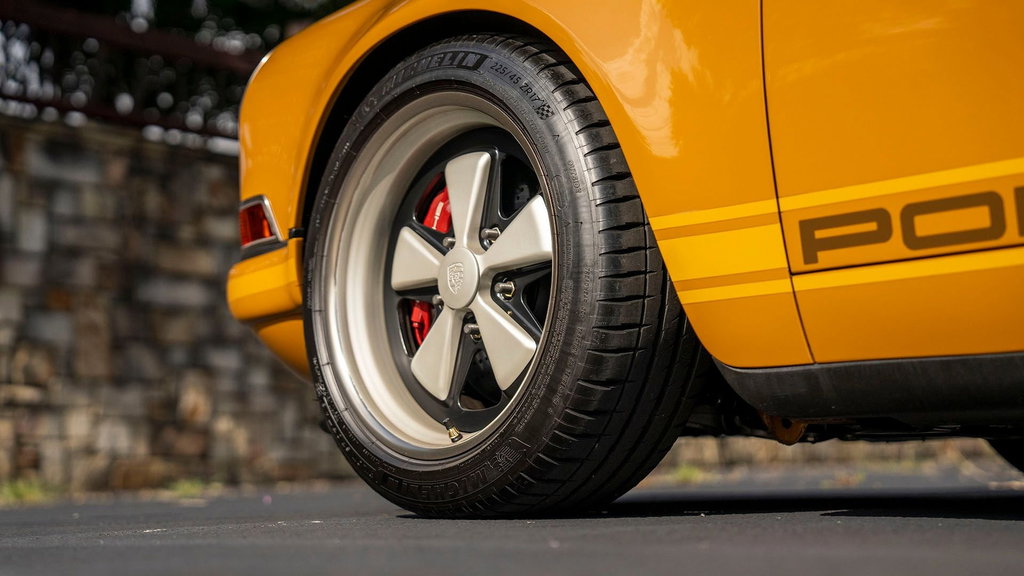 Porsche 911 Reimagined by Singer