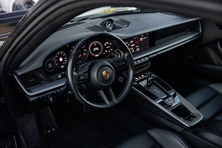 Porsche 992 Carrera 4S
