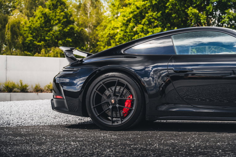 Porsche 992.2 Carrera GTS