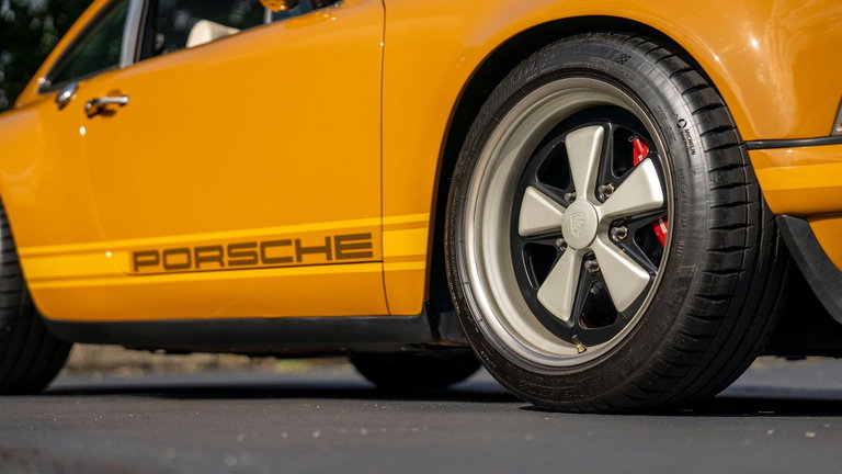 Porsche 911 Reimagined by Singer