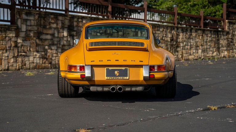 Porsche 911 Reimagined by Singer